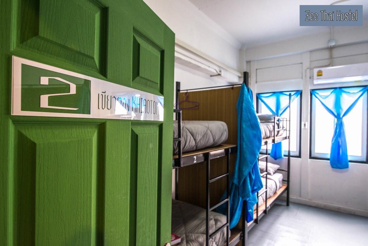 Zee Thai Hostel Bangkok Esterno foto
