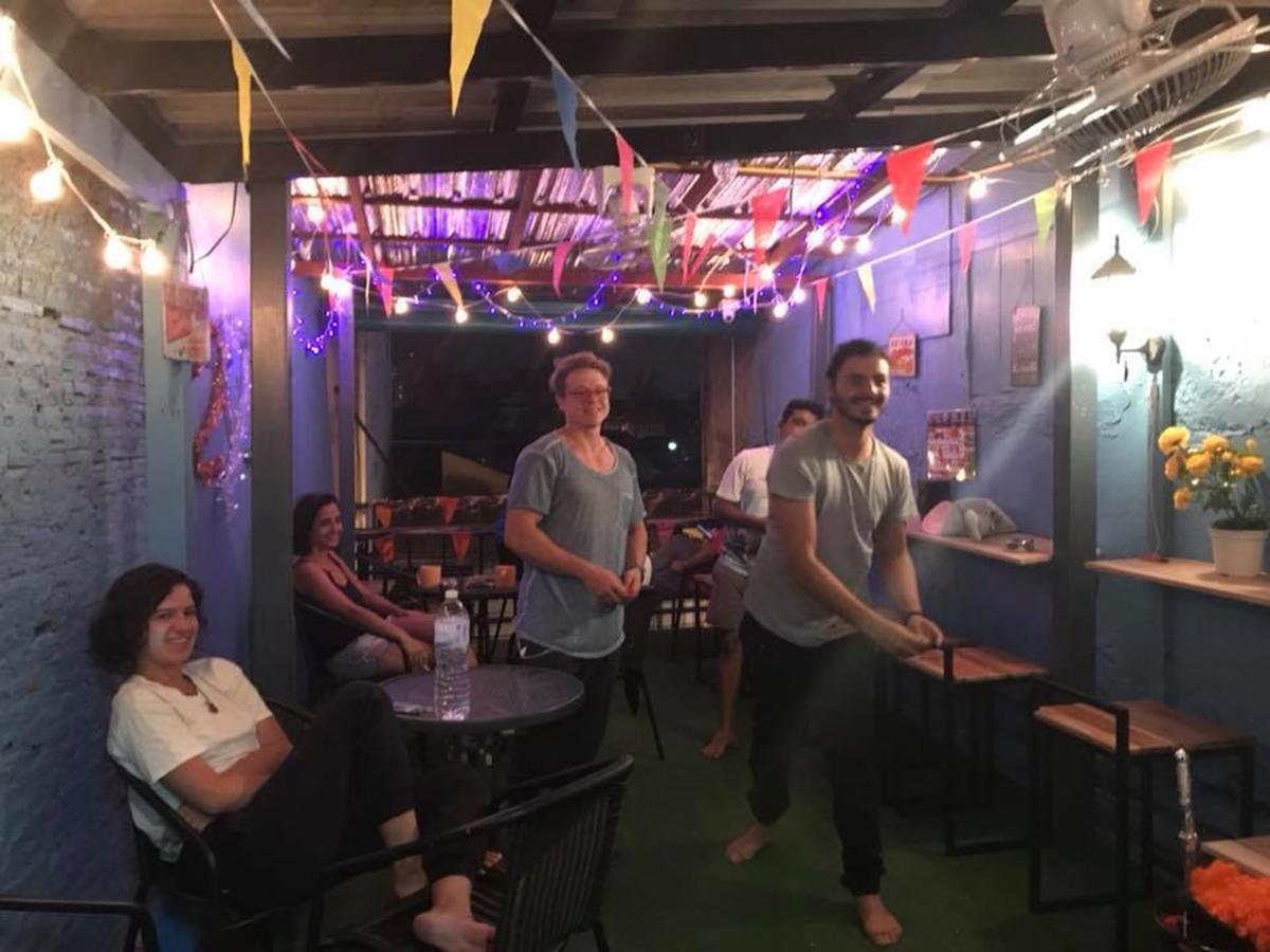 Zee Thai Hostel Bangkok Esterno foto